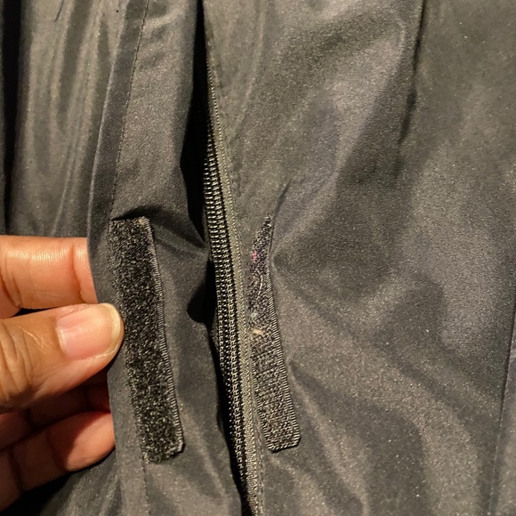 Men’s Black Eddie Bauer Windbreaker w/Hood - Picture 5 of 11